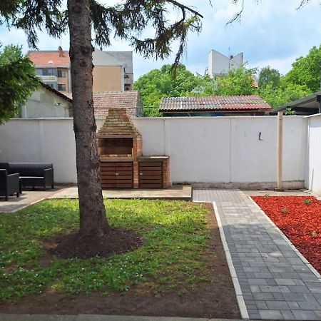 Apartman Maja Srbobran Esterno foto